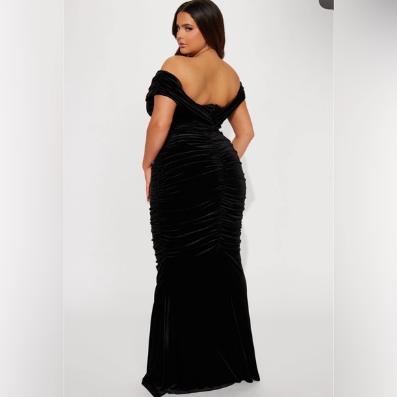 Black Velvet Maxi Dress - Picture 5 of 5